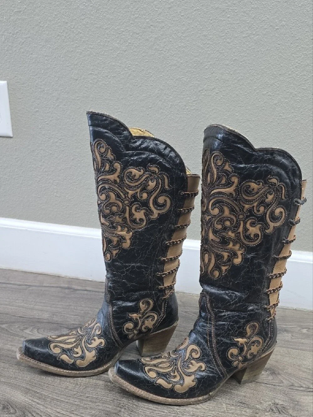 Women's Black and Tan Embroidered Western Boots